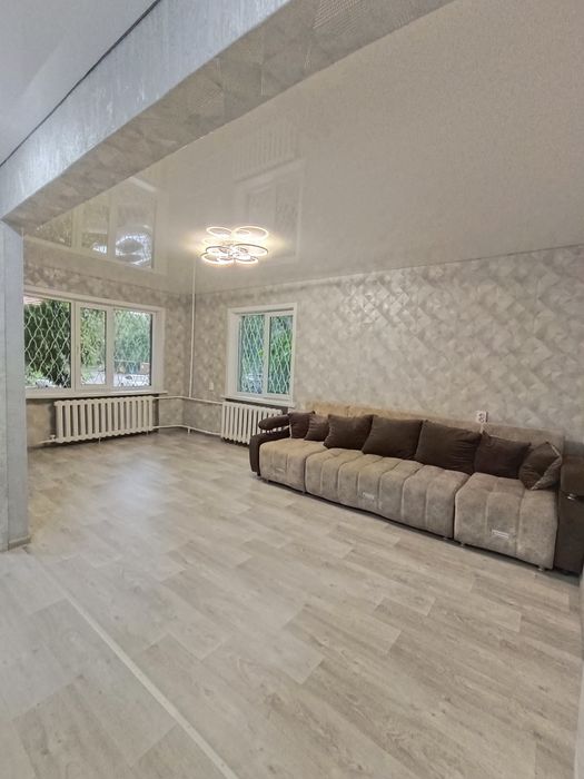 Продаю 1,5 на Бульваре