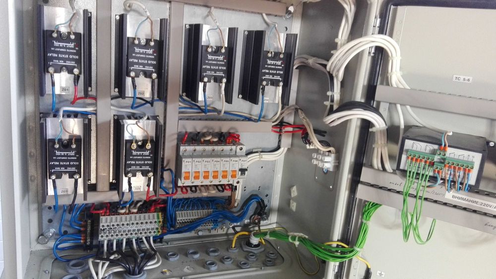 Ел табло / температурен контролер за екструдер или шприц