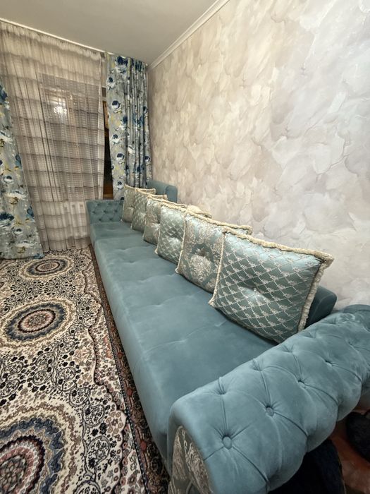 Продам диваны большие