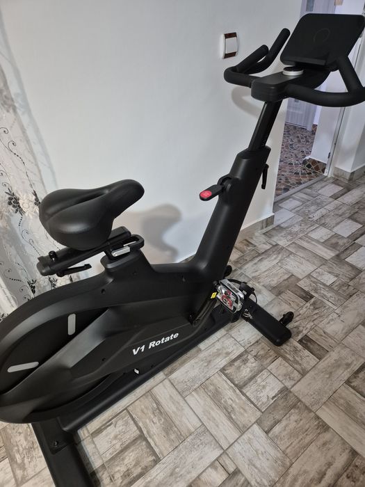 Bicicletă spinning CardioGear V1 Rotate