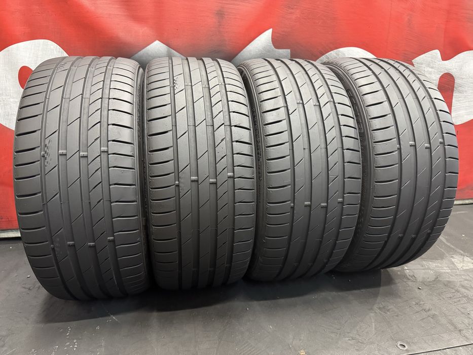 235 35 19, Летни гуми, Kumho EcstaPS71, 4 броя