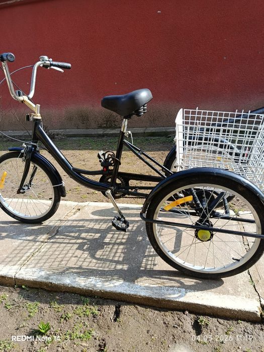 Bicicletă cu 3 roți