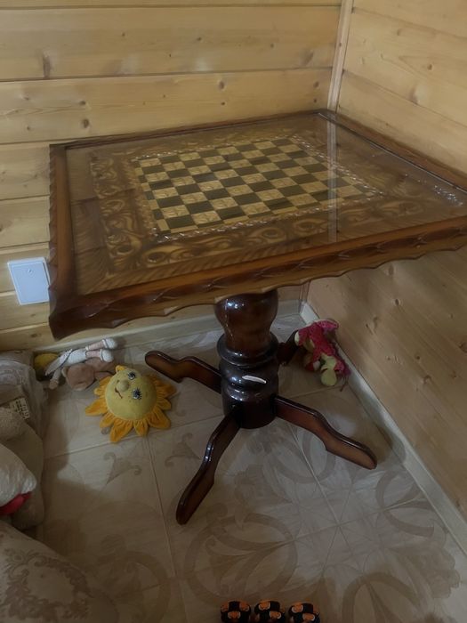 Продам стол, деревянный