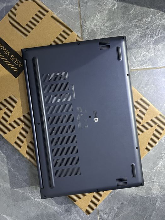 Ноутбук Asus vivobook