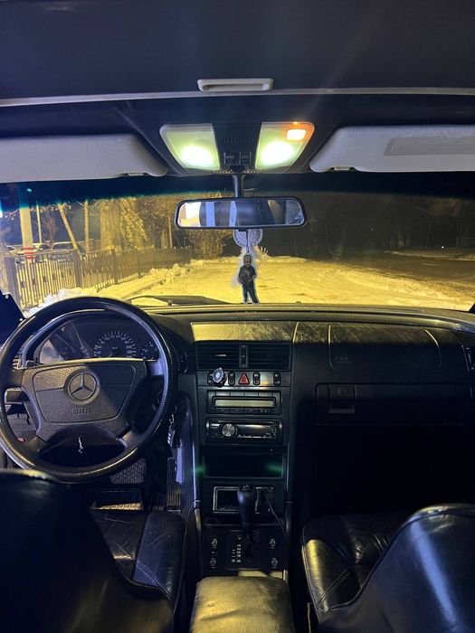 Mercedes-Benz W202 2.8