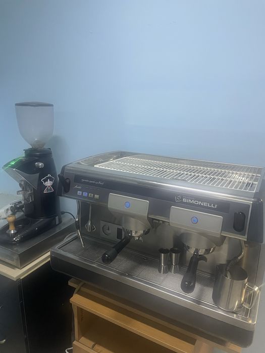 Кофемашина nuova simonelli