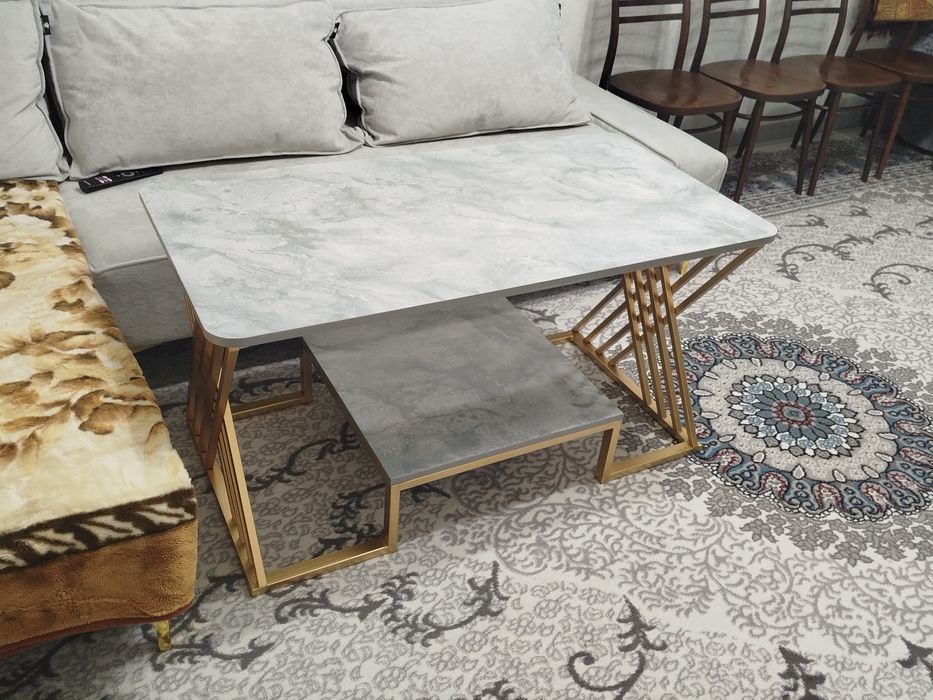 Loft mebel jurnalniy stol