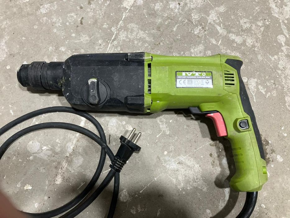 Продам перфоратор