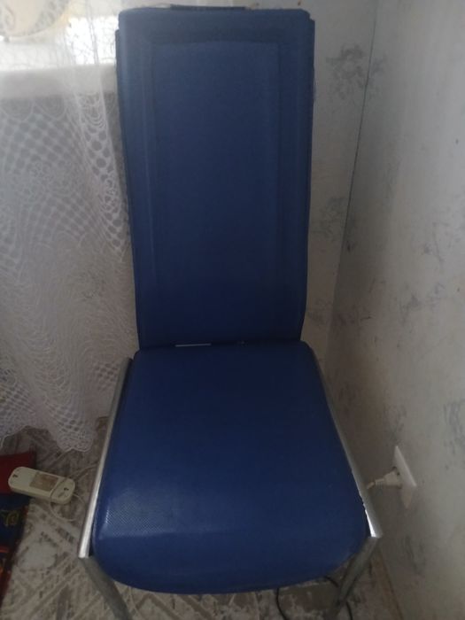 Отырғыш сатылады.