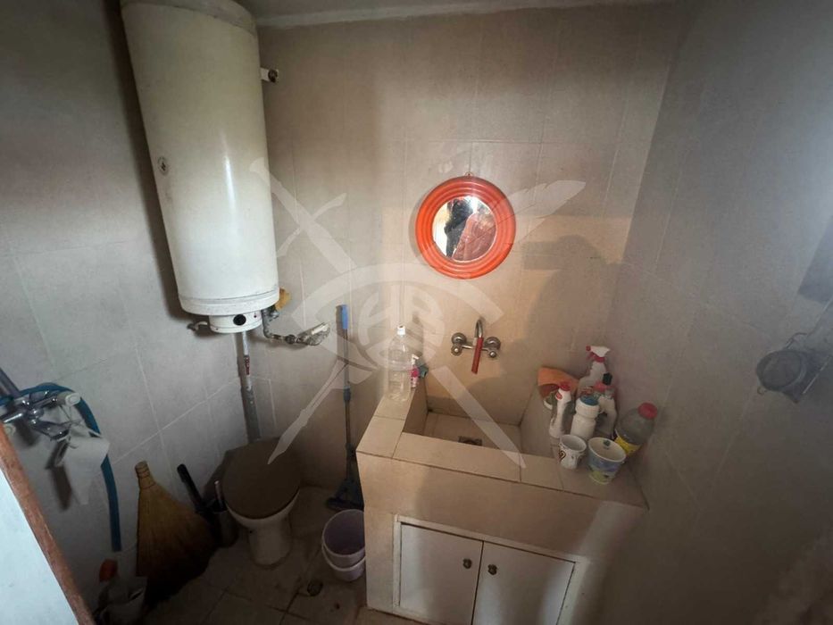 Триетажна къща в село Люляково 87602