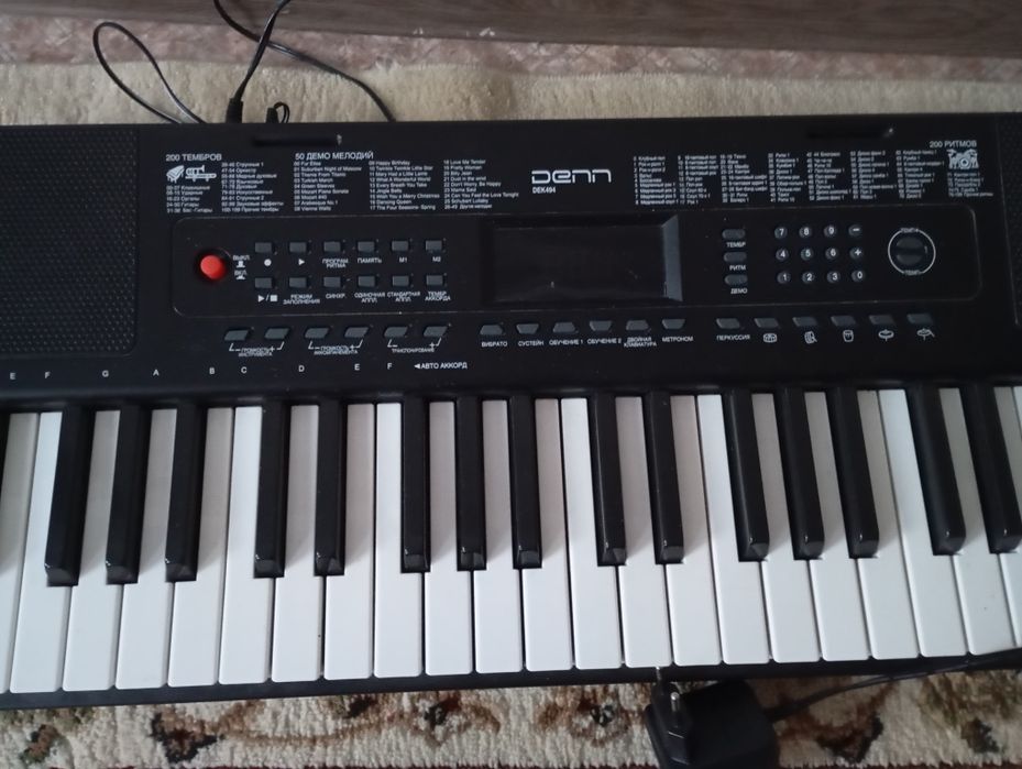 Синтезатор denn dek 494