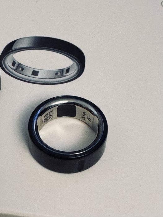 Oura Ring 4 Size 6 Nou