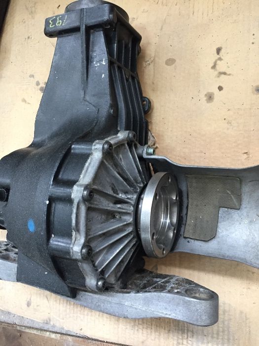 Audi a4 b6 2.5tdi,180кс,4х4 автомат комби диференциал заден мост