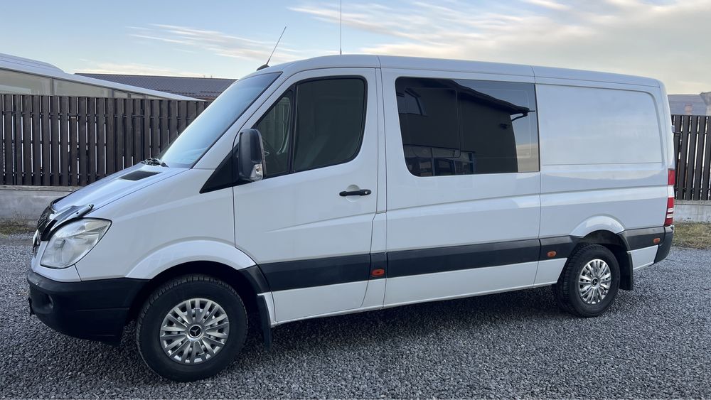 Mercedes Sprinter 319 .7 locuri +marfa.Klima +SPATE PASAGERI Webastoo