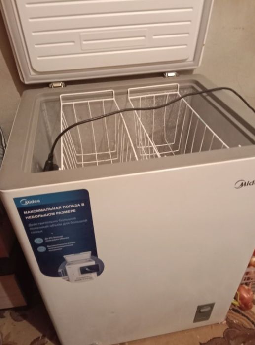 Продам морозильник