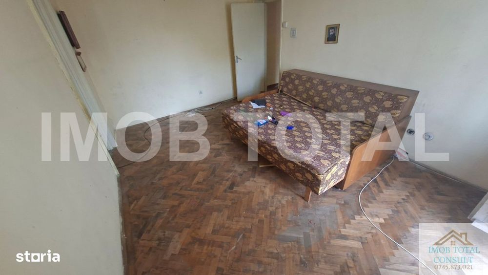 Apartament 3 camere Craiovei etaj 3/4