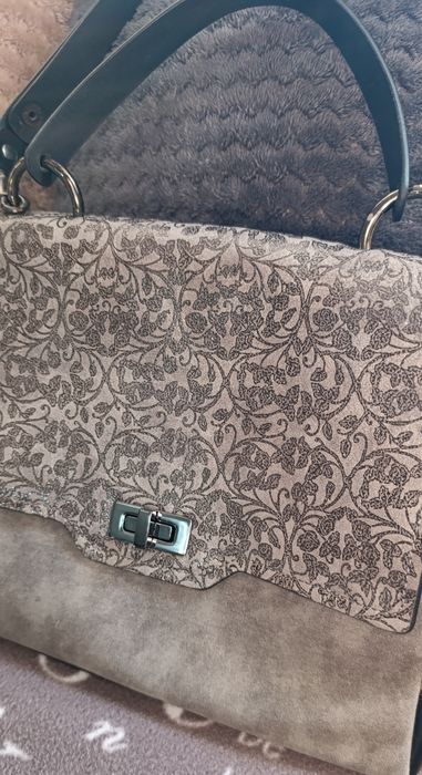 Чанта Hispanitas