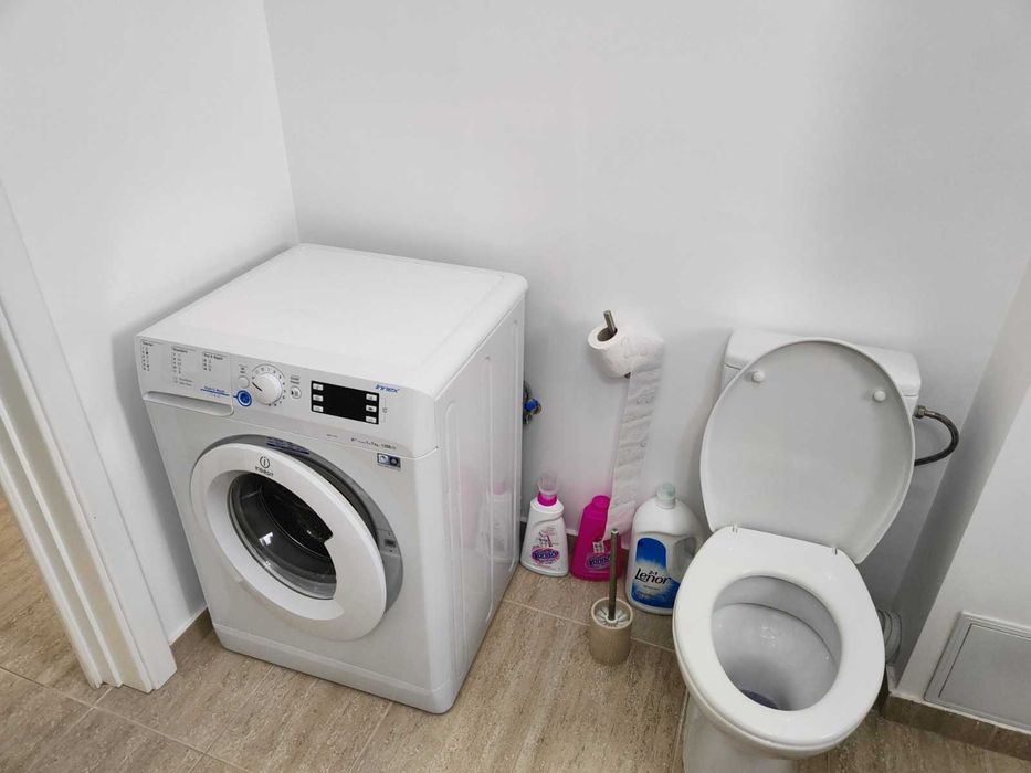 Pers fizica inchiriez apartament mobilat -utilat modern loc de parcare