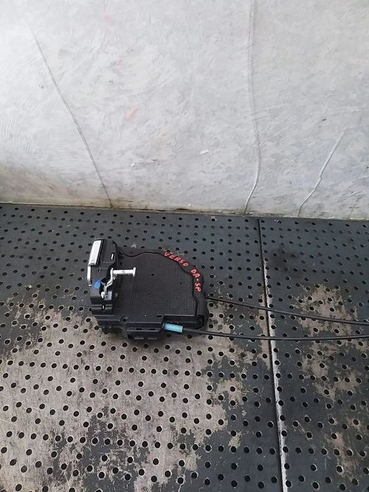 Broasca usa dreapta spate toyota verso r2