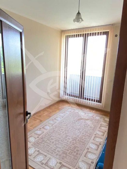 Дава се под наем Тристаен апартамент в София, Симеоново - 85 кв.м за 648.21 € - Снимка #1