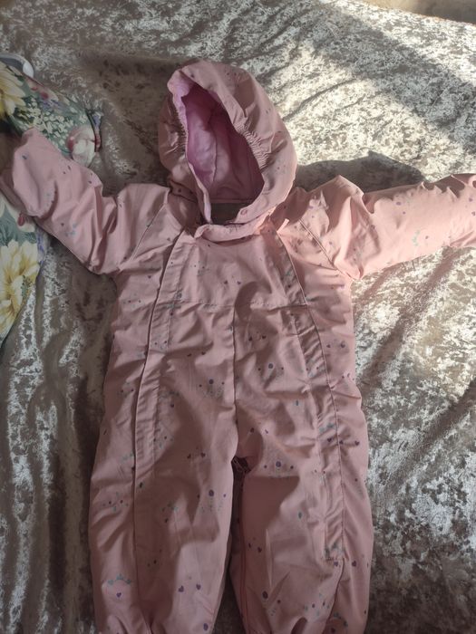 Продам комбинезон для девочки!