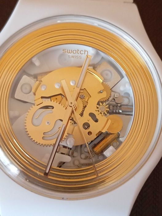 Часовник дамски Swatch Golden Rings White. SO29W107.