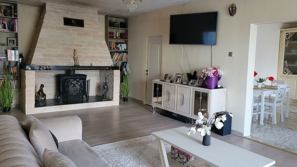 Vănd casă în Deva cu 1212 mp teren