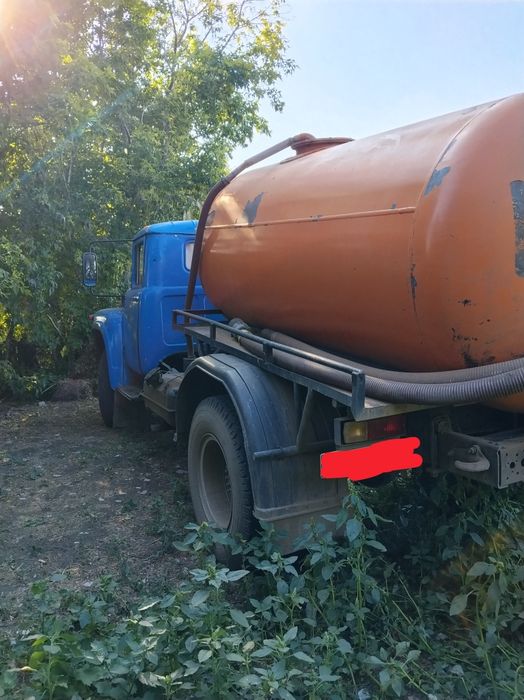 Продам  ассенизатор Зил дизель