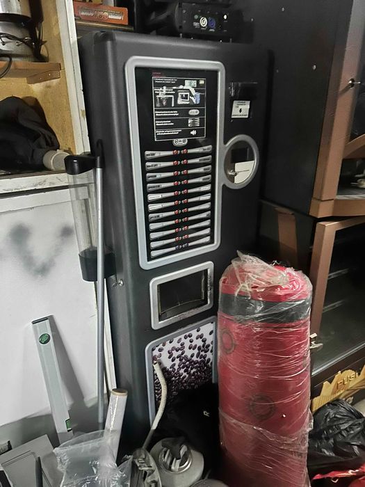 Automat tonomat espressor de cafea solubil GPE vendors vending