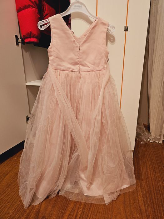 Платье на девочку