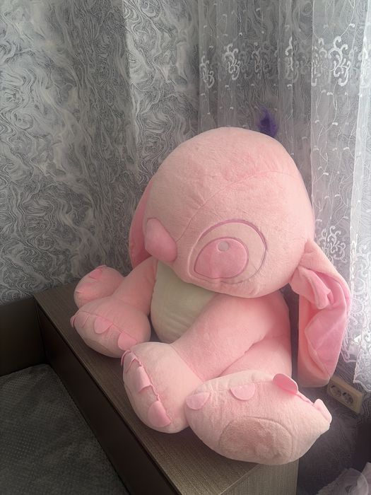 Голям розов Стич