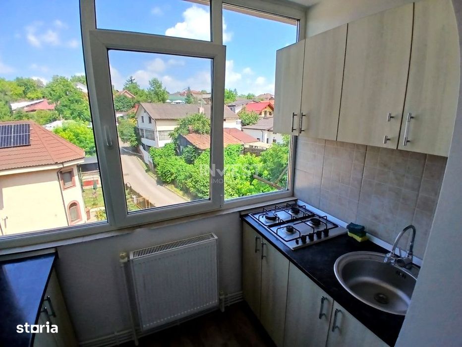 Apartament 1 camera de inchiriat zona Podu de Fier