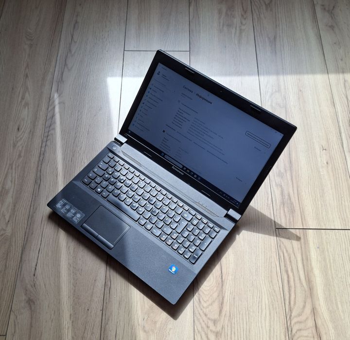15.6' Lenovo B590 Core i5-3320M/8GB RAM/500GB/Intel HD 4000