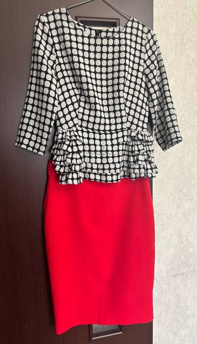 Продаются б/у костюм двойки