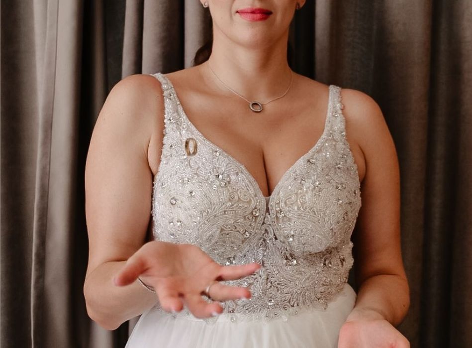 Rochie de mireasă cusuta manual