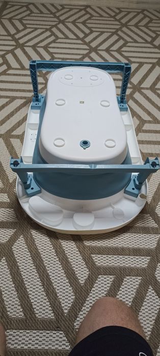 Продам ванночку детскую