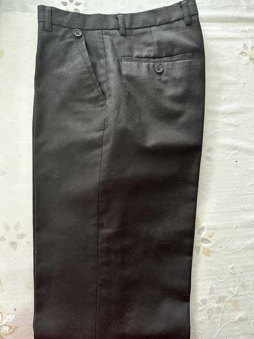 Продам классические школьные брюки