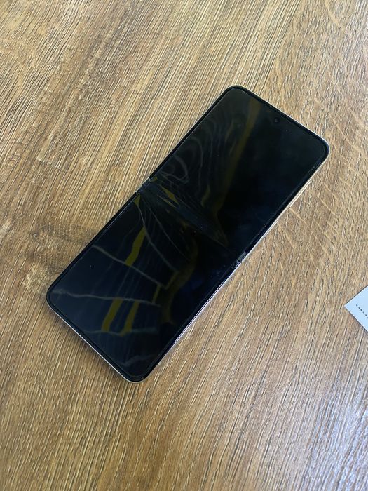 продам   либо обмен samsung Z flip 5