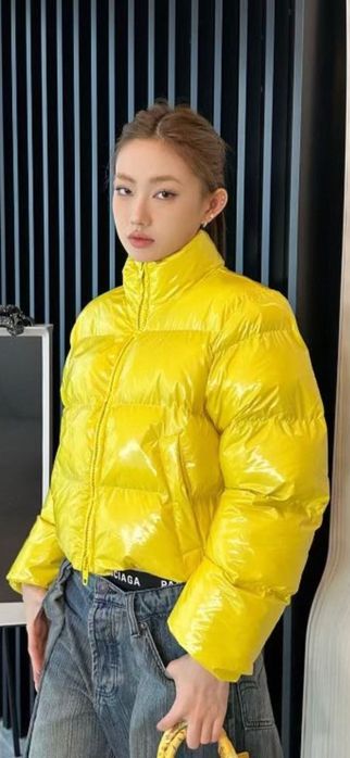 яке гъши пух Balenciaga S