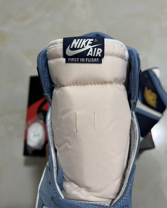 Air Jordan 1 Retro High OG First in Flight
