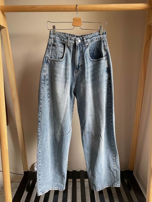 Широки дънки с висока талия