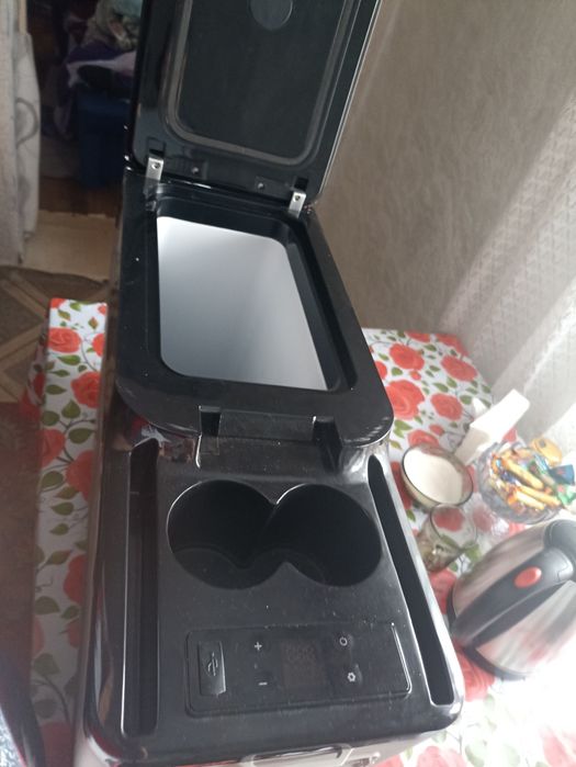 Продам холодильник для машины