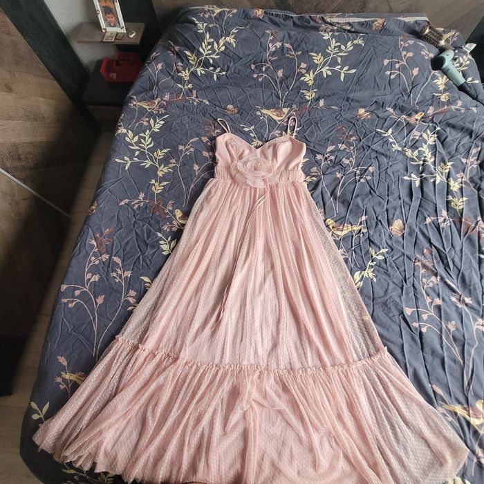 Дълга дамска рокля