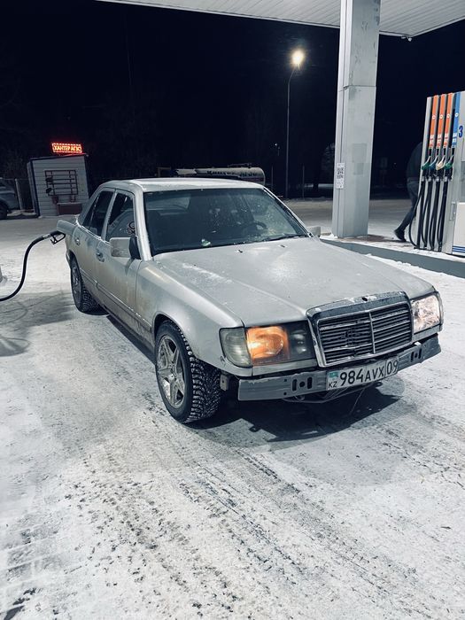 Продам мерс 124