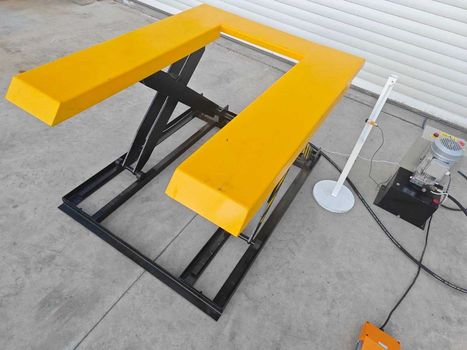 П- образна ножична, хидравлична, повдигаща маса