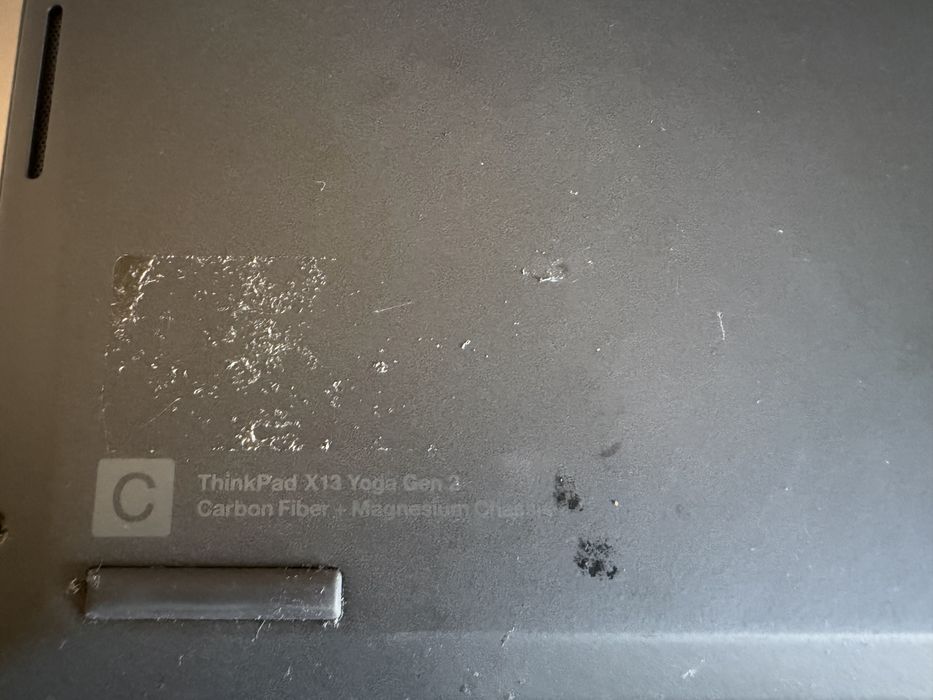 Vand Laptop Lenovo Thinkpad x13 gen 2 defect