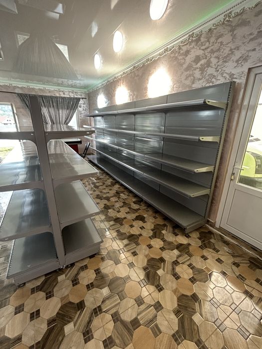 Rafturi pentur magazin