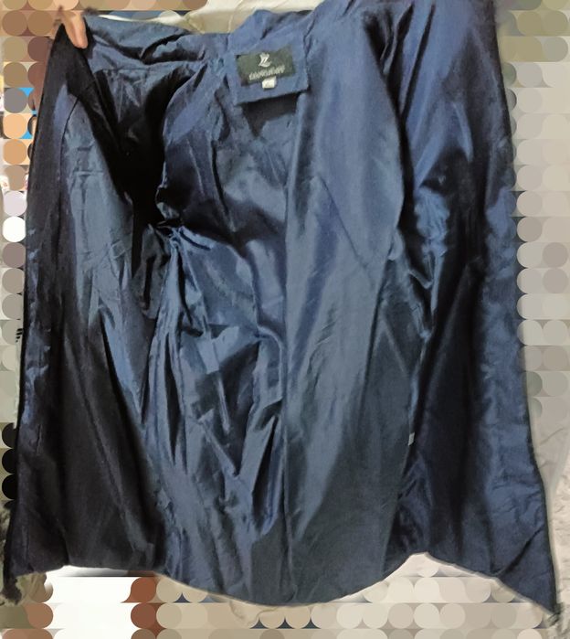 Продам куртку женскую