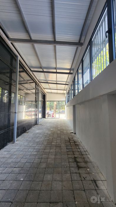 Chilonzor Qozirabodda dream park yonida 60m² biznes uchun joy ijarasi