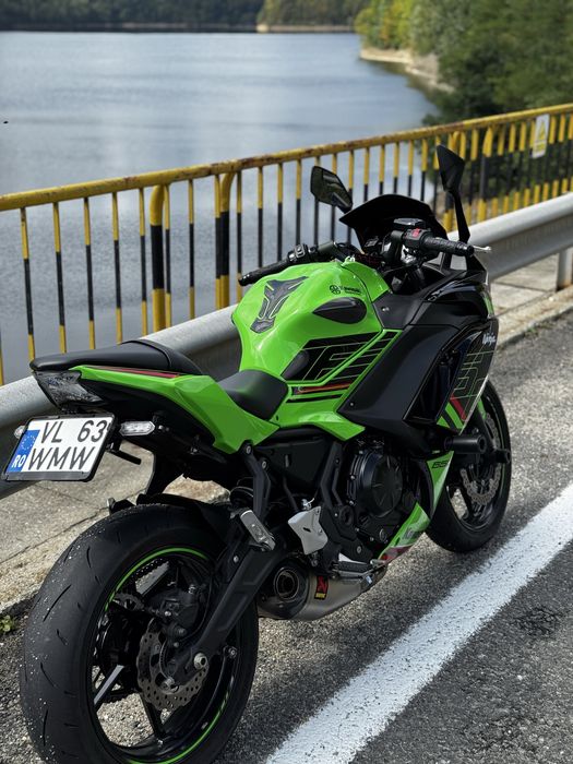 Kawasaki Ninja 650 KRT Akrapovic